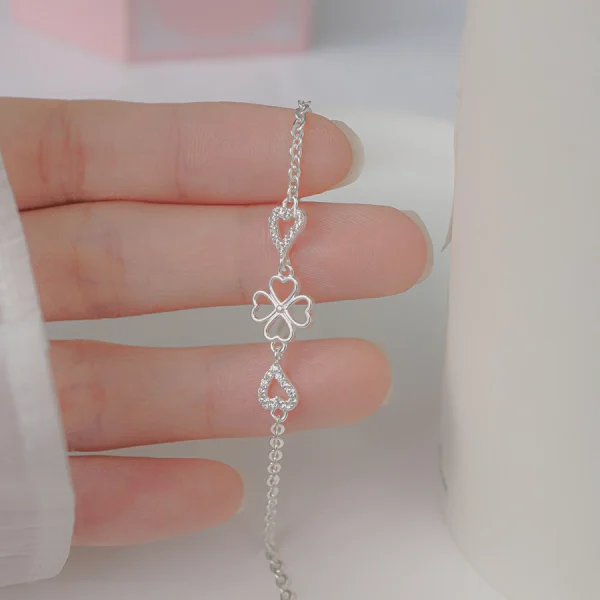 Vòng tay bạc nữ S925 Bạc Mộc Nhiên họa tiết cỏ 4 lá cùng trái tim thanh lịch - Ảnh 4