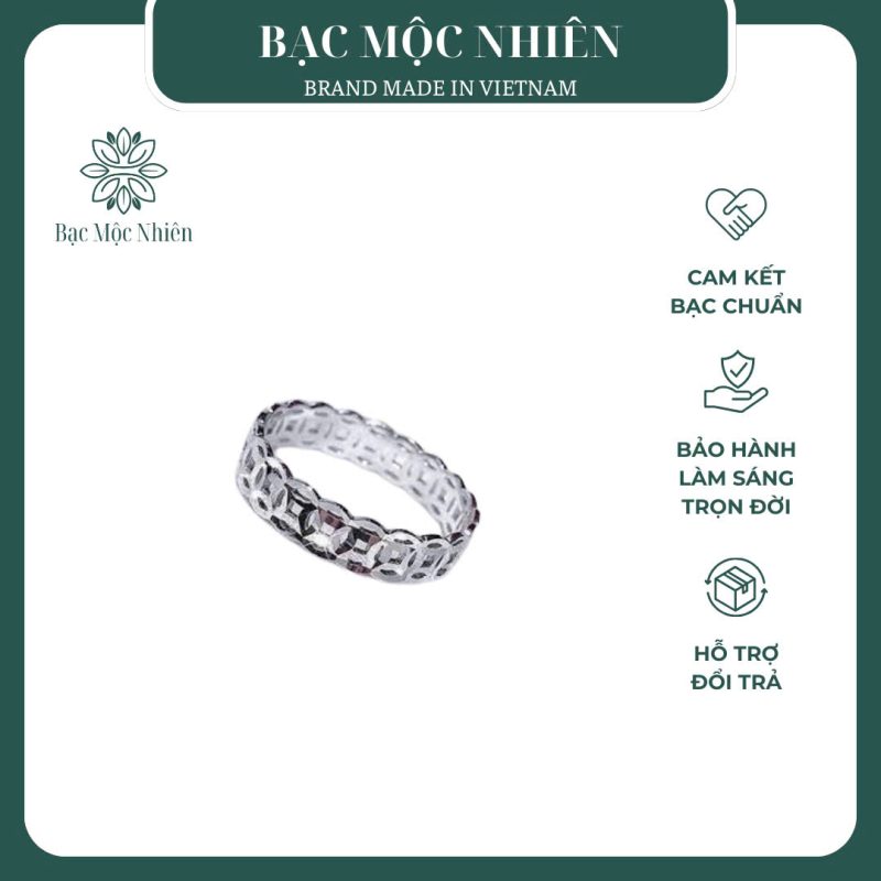 Nhẫn bạc nên đeo tay nà